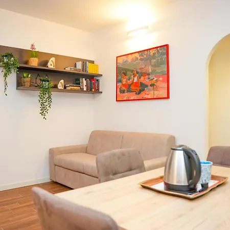 Anagnina Urban Luminoso Con Balcone Metro A *