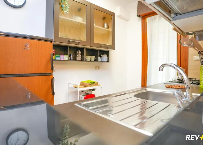 Anagnina Urban Luminoso Con Balcone Metro A